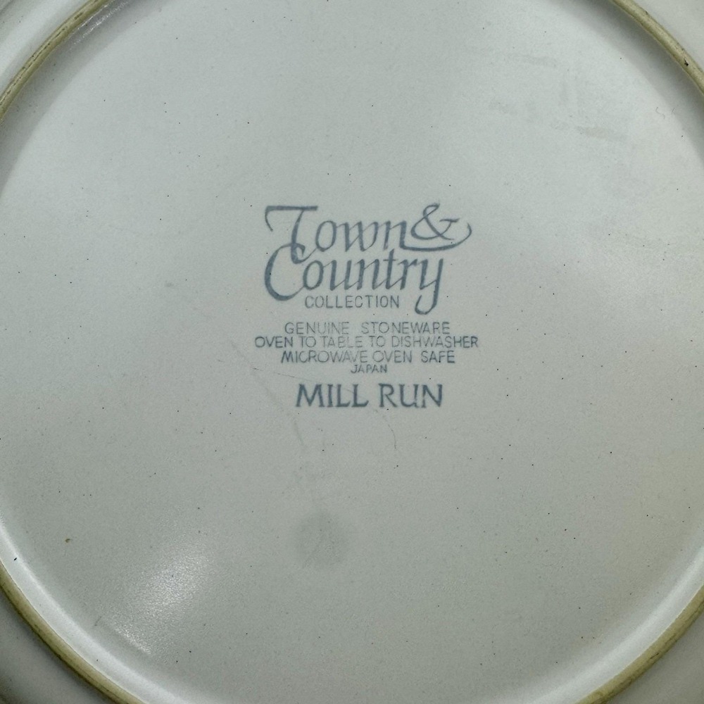 Town & Country Mill Run Brown Band White Floral- 10-5/8" DINNER PLATE - Picture 3 of 4